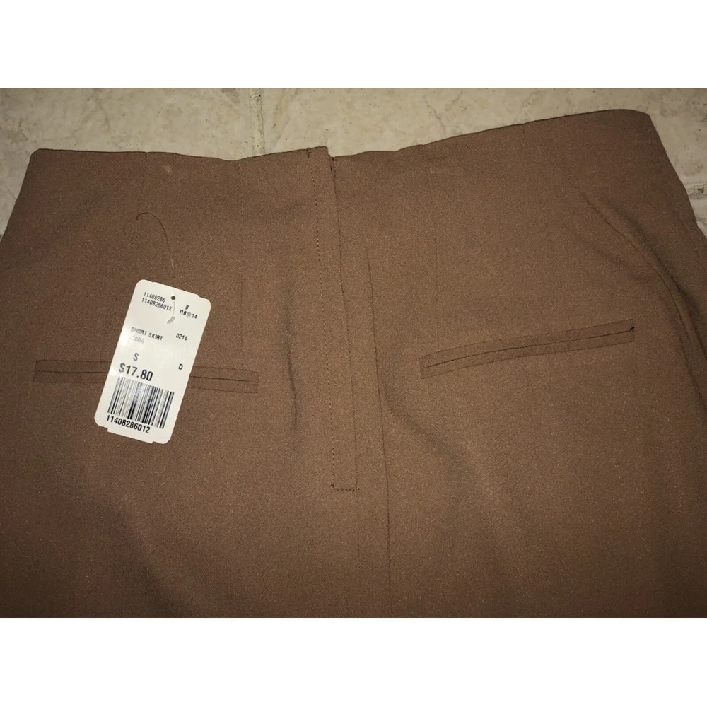 $5 Forever 21 skirt new with tags size small. $5 if bundled - Picture 8 of 11